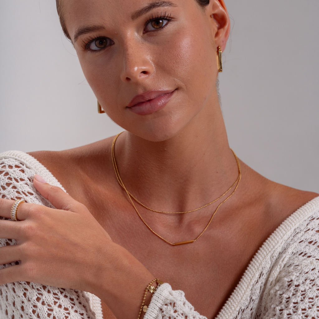 Bar Pendant Necklace